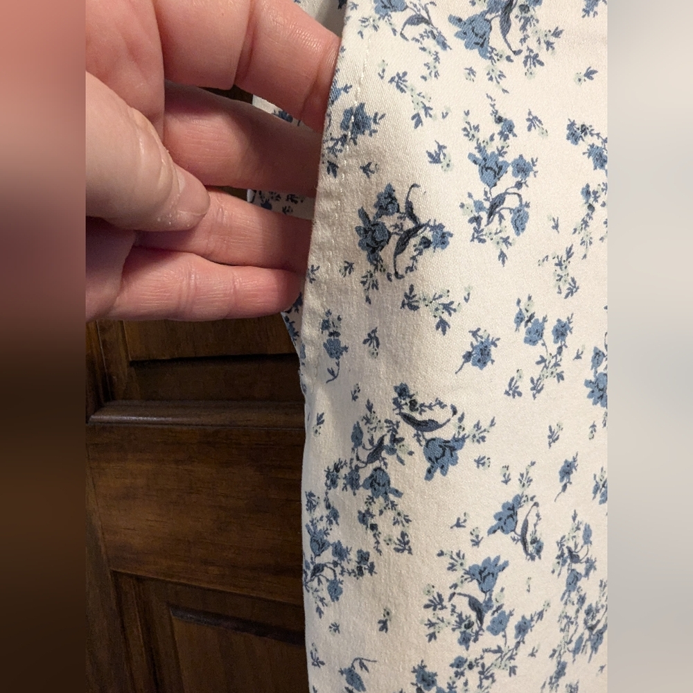 Mid Rise Skinny Pant - Picture 3 of 6